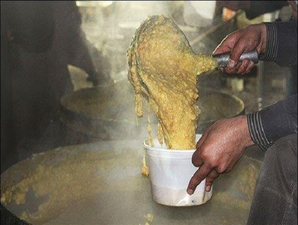 غلور پزی، آیین ویژه مردم درمیان در روز ٢٨ صفر + تصویر
