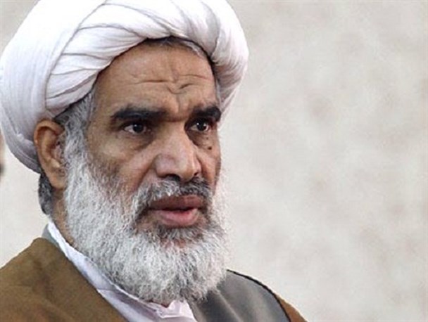 مردم و مسئولان ، اخلاق و سیره نبوی را سرلوحه زندگی خود قرار دهند