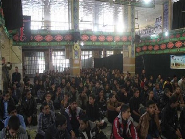 تجمع بزرگ جوانان و نوجوانان عاشورایی فیروزآباد
