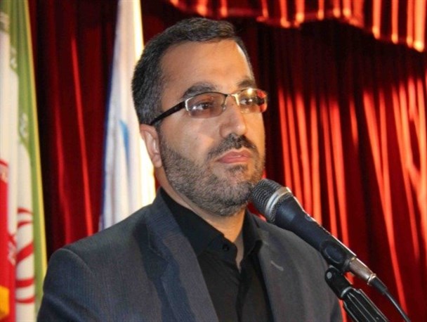 کسانی که به بیت المال دست درازی می‌کنند خائن به ملت هستند