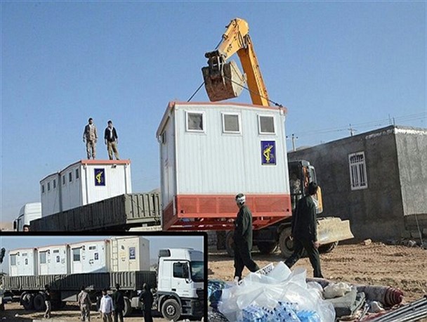 اهدای 3 دستگاه کانکس حمام با یاری مردم سرخه به مناطق زلزله زده