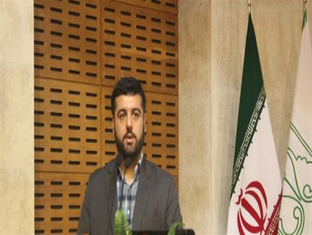 دشمن به دنبال تغییر ذائقه فرهنگی مردم ایران است