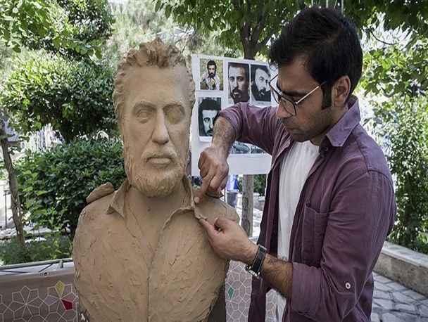 سومین سمپوزیوم مجسمه‌سازی مفاخر ایران سخت‌گیرانه برگزار می‌شود