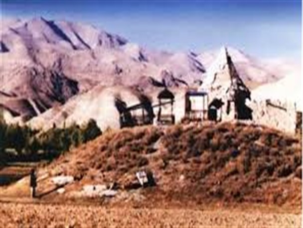 آثار تاریخی روستای "طارس"