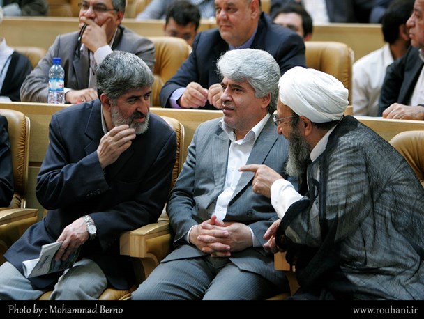 غفاری، فرزندی که راه پدر را گم کرد