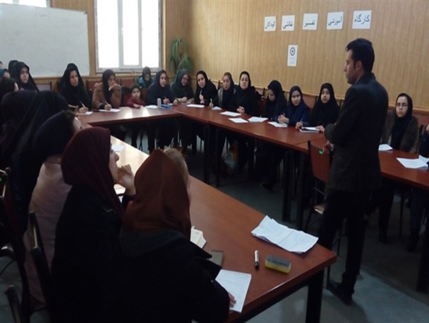 کارگاه آموزشی روانشناسی تفسیر نقاشی کودکان برگزار شد