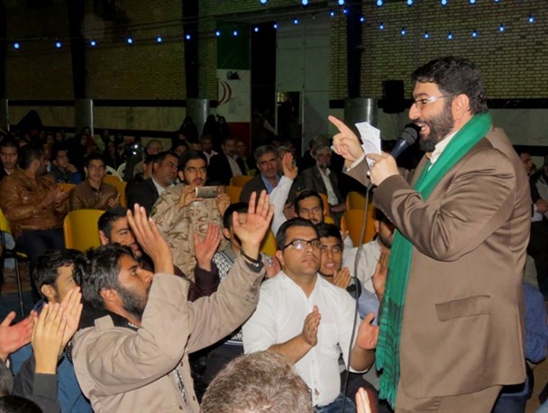 گچساران غرق جشن و سرور میلادپیامبر (ص) مهربانی شد+تصاویر