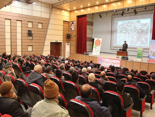 همایش علمی سازی کشاورزی و مبارزه زمستانه با آفات در خلیل آباد