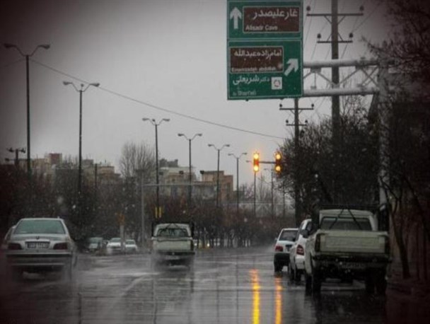 حال و هوای بارانی آسمان همدان ، در روزهای نخستین زمستان