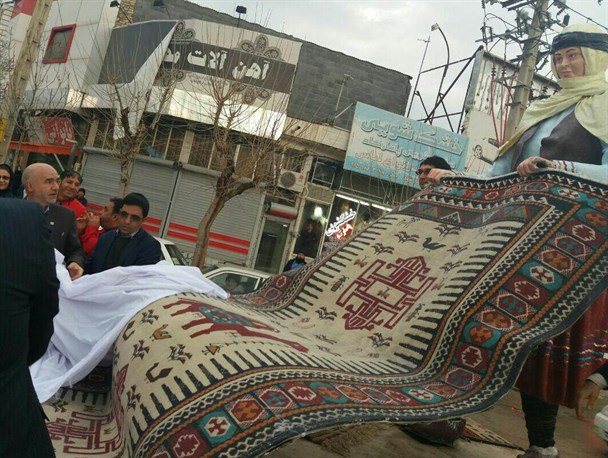 از تندیس سفره کردی خراسان شمالی  رونمایی شد