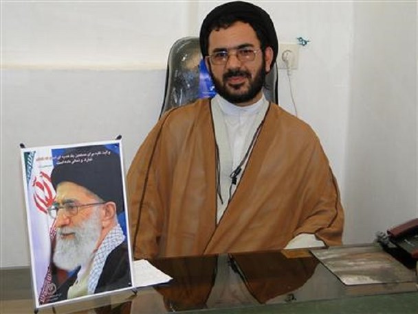 رهبر انقلاب مهم‌ترین عامل آفرینش حماسه 9 دی و مهار فتنه بود
