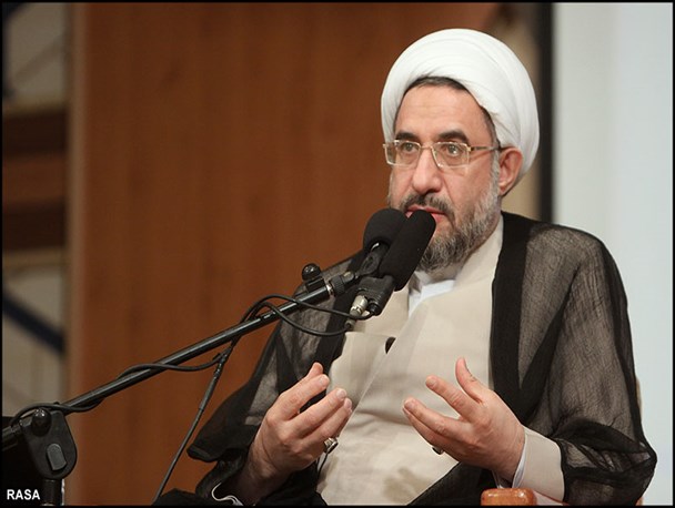 خودروسازان داخلی اگر عُرضه تولید باکیفیت ندارند، کار را به افراد توانمند بسپارند/مدیران اقتصادی بسیجی‌وار عمل کنند