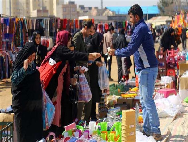 داد و فریادهای دست فروشان میدان جهاد یاسوج در آمد/اگر اینجا کار نکنیم کجا برویم؟+تصاویر