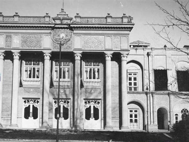 «استعمار» چگونه مجلس ایران را به تعطیلی کشاند؟