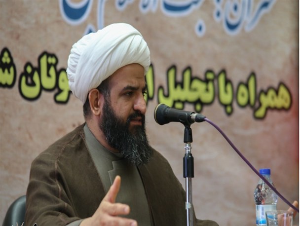 جامعه ما از مشکلات دیوان‌سالاری رنج می‌برد/ برخی شخصیت‌ها با سابقه انقلابی در ورطه سکوت فرورفته‌اند
