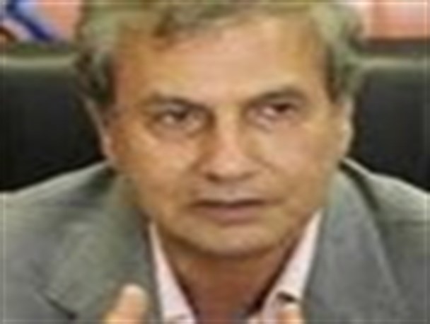 دولت با نگاه ملی در رفع مشکلات حرکت می کند / نخستین سبد کالا دهه فجر پرداخت می شود