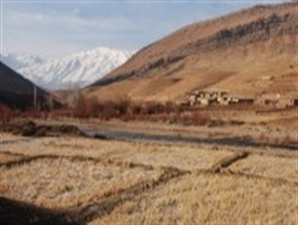دشت جنوب سمیرم نیازمند انتقال آب از تنگاب است