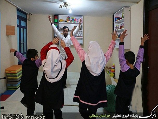 آتیه و سورنا تلاشی برای توانمندسازی دانش آموزان استثنایی/مرکزی کوچک با رویکردی بین المللی