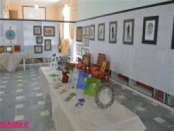 گزارش تصویری/ افتتاح نمایشگاه صنایع دستی در مرکز کانون پرورش فکری کودکان و نوجوانان زابل