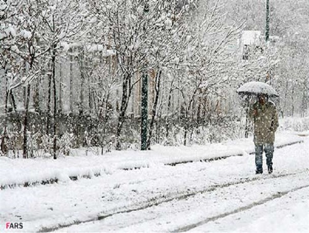 دومین روز خانه‌نشینی دانش‌آموزان در گرمی