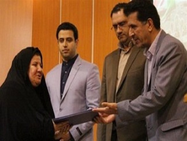 برگزیدگان دومین جشنواره فرهنگی هنری هزارسنگر در آمل تجلیل شدند +اسامی و عکس