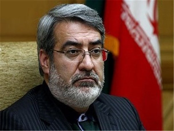 وزیر کشور با مراجع در قم دیدار و گفتگو کرد