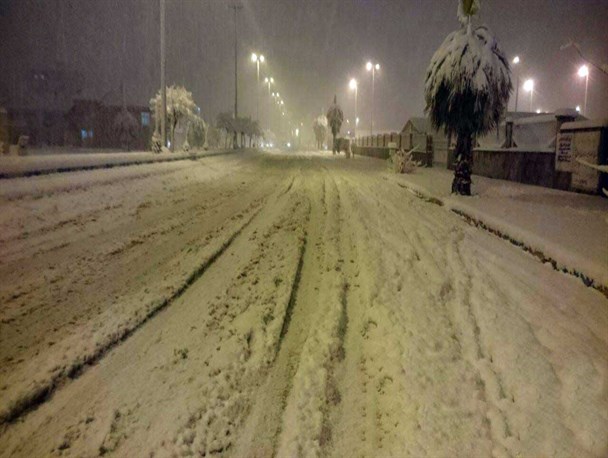 عکسهای ارسالی شهروندان انزلی از باش برف زمستانی