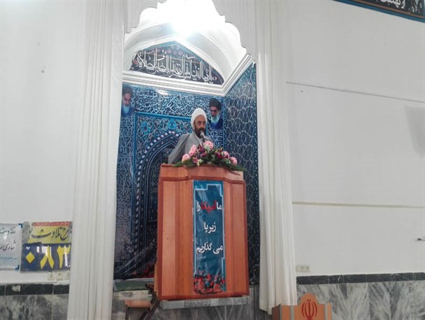 انقلاب اسلامی آرمان توده های محروم جامعه است