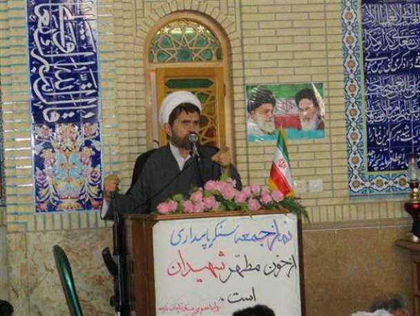 انقلاب اسلامی ایران انفجار نور و اعجاز قرن است