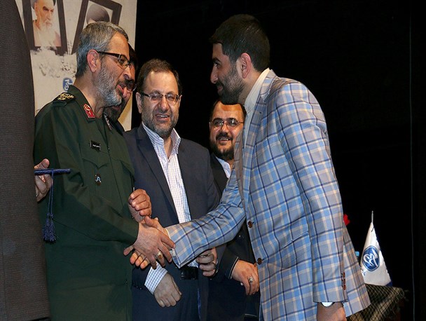 انتخاب «بسیج رسانه» فارس به عنوان سازمان برتر بسیج رسانه کشور
