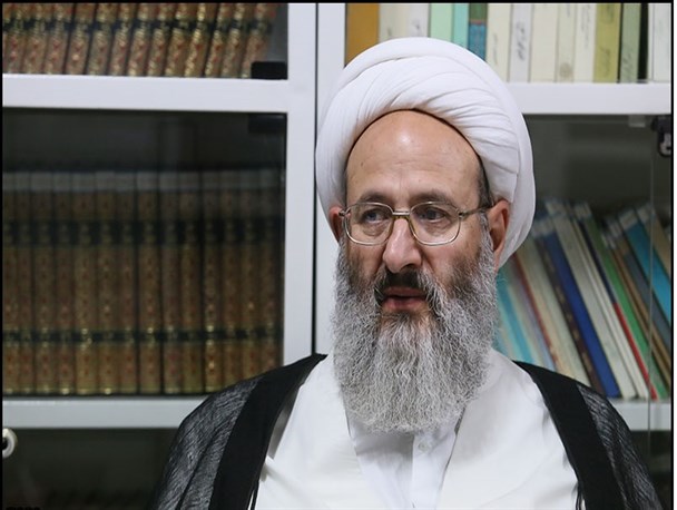 عدم وجود امنیت شغلی جامعه را به سوی ثروت اندوزی می کشاند/ طلاق و معضلات اجتماعی ناشی از فقر و بیکاری است