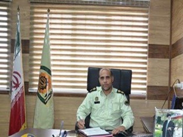 سارق حرفه‌ای سیم کابل حین سرقت در نیر دستگیر شد