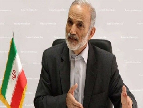 وزارت امور خارجه مواضع قاطع در راستای سیاست های انقلابی ایران بگیرد/اظهارات ظریف در جهت منافع چه کسی است؟