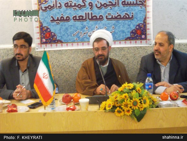 کشور ما نیاز به انقلاب اهدای کتاب دارد