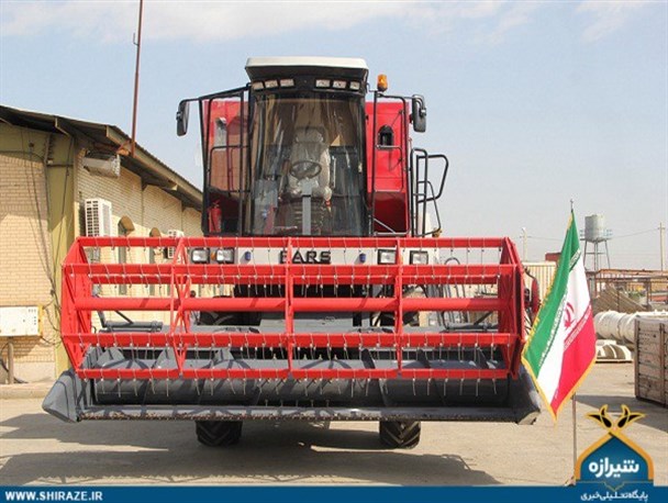 اولین کمباین بومی کشور در شیراز رونمایی شد
