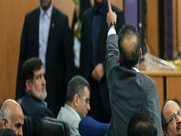 توهین اصلاح طلبان و حامیان دولت به نماینده اهواز ادامه دارد!