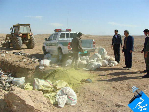 امحای بیش از 1400 کیلوگرم ماده دخانی «ناس» در میبد
