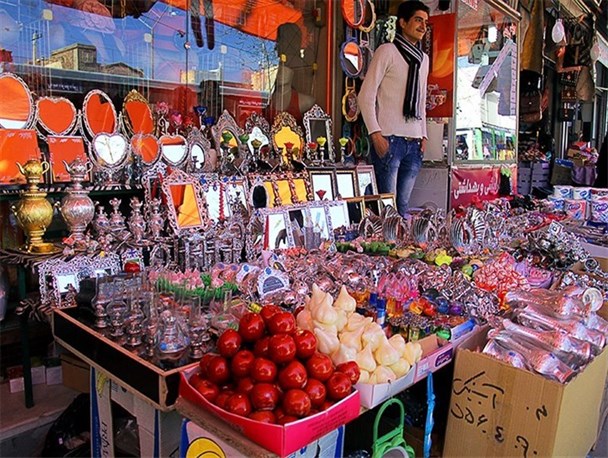 کسادی بازار عید در مازندران/ وقتی زیان باغداران، بازار را هم فلج می‌کند