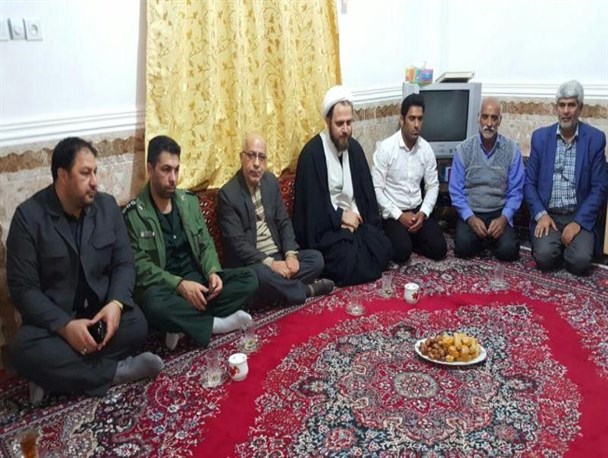خدایا قسمتم کن تا دوباره بروم و زکات بدنم را در کربلا پرداخت کنم/ آیا روزی میرسد برای مادرمان هم گنبد بسازیم