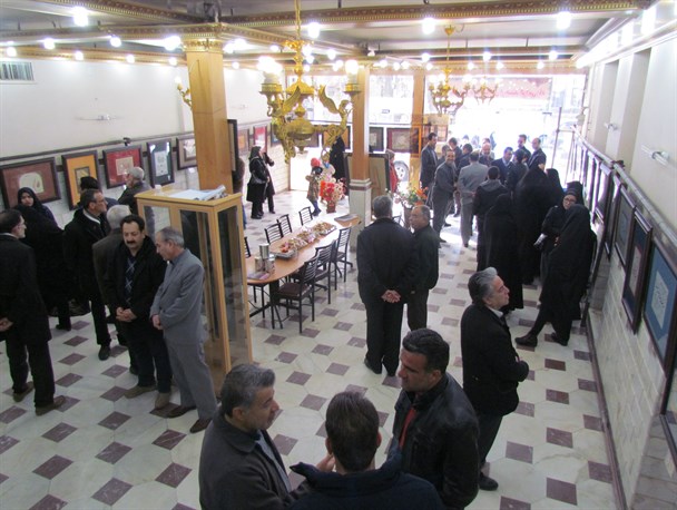 فروش ۹۰ میلیون ریالی آثار خوشنویسی به نفع بیماران سرطانی در سنقروکلیایی