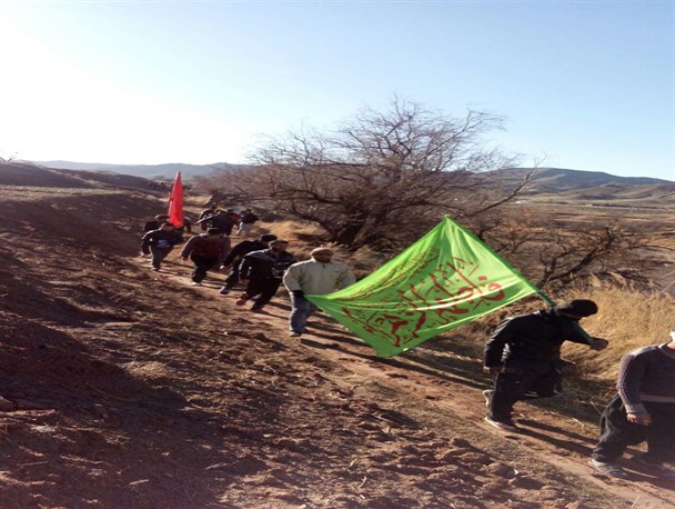 اعزام کاروان پیاده از روستای محمدآباد رشتخوار به مشهد مقدس+ تصاویر