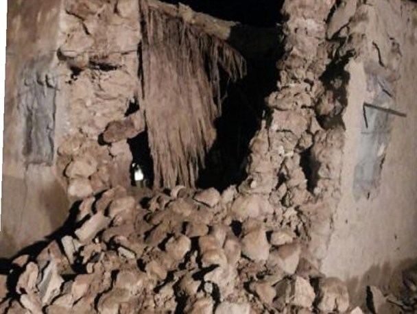 بارش باران یک خانه روستایی در گهره فین را تخریب کرد