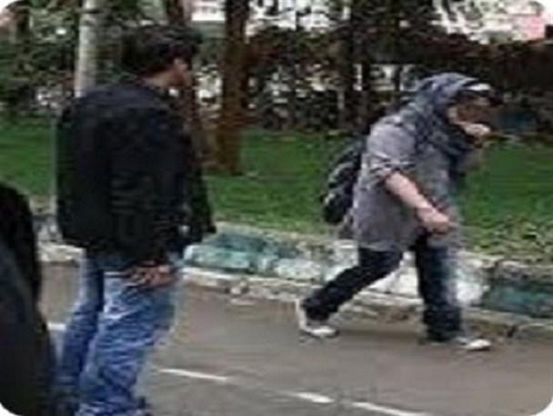 بد پوششی زن، آزادی برای خود یا مردان غریبه