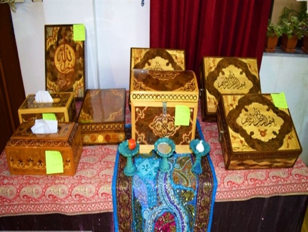 خلق آثار بی‌نظیر "معرق" توسط بانوی هنرمند جویباری