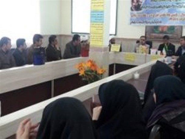 آسیب های اجتماعی تهدیدی بزرگ برای دانش‌آموزان است/ مشاوران مدارس نقش تعیین کننده‌ای دارند