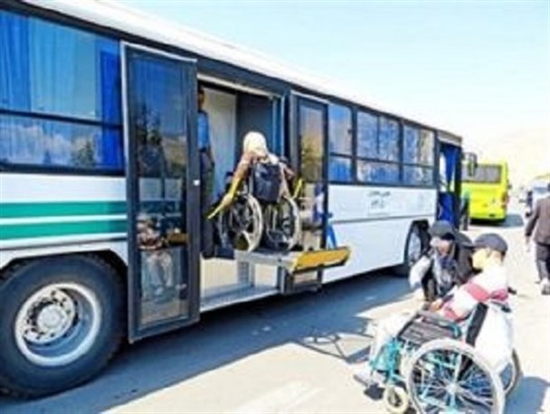 تجهیز دو دستگاه اتوبوس برای استفاده معلولان