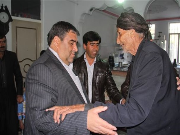حسینی : مسئولین باید خانواده های شهدارا مورد تفقدقراردهند
