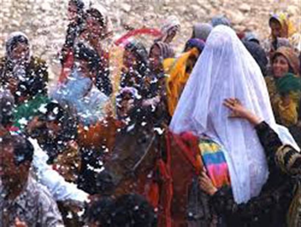 آداب و رسوم و قدیم کبودراهنگ در قالب مثنوی به زبان ترکی