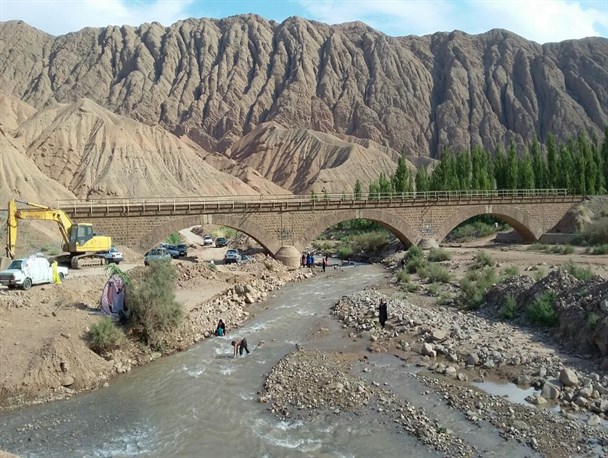 تجربه یک روز خنک در بن کوه گرمسار