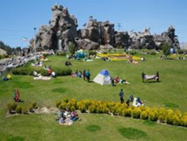 آمادگی کامل حفاظت محیط زیست استان در روز طبیعت/ توزیع کیسه‌های زباله ویژه روز طبیعت در استان زنجان